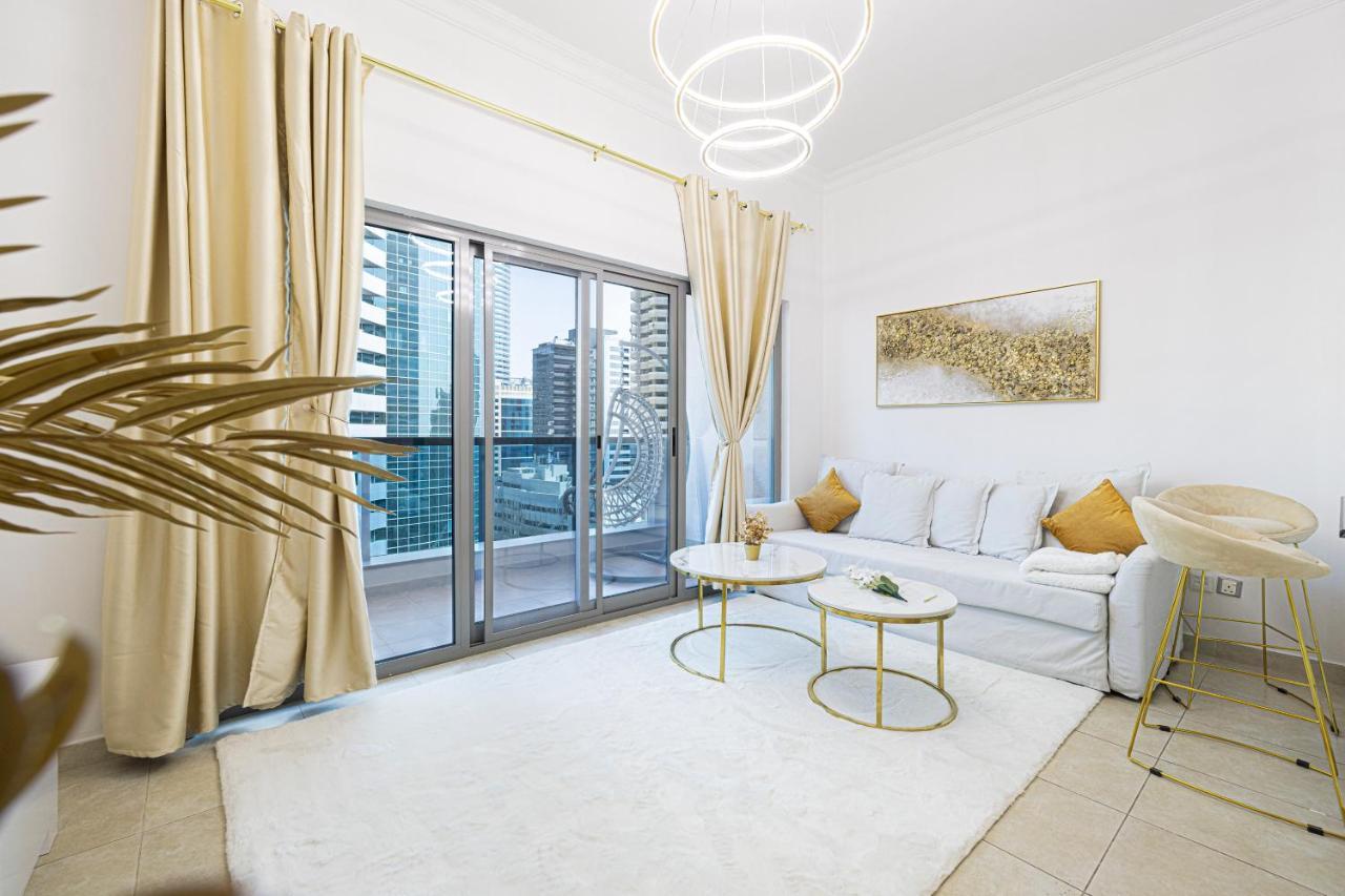 Luxury And Spacious Full Marina View Dubaï