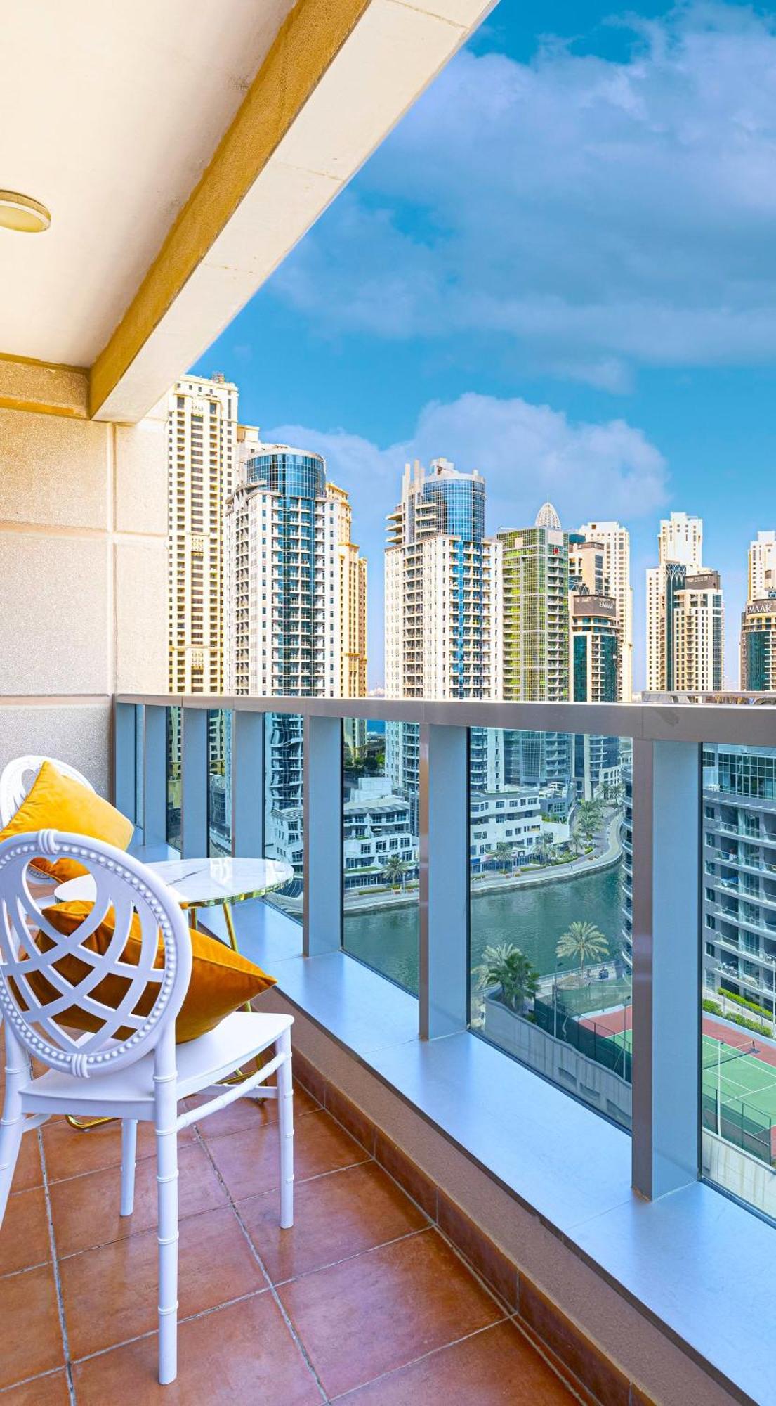 Luxury And Spacious Full Marina View Dubaï