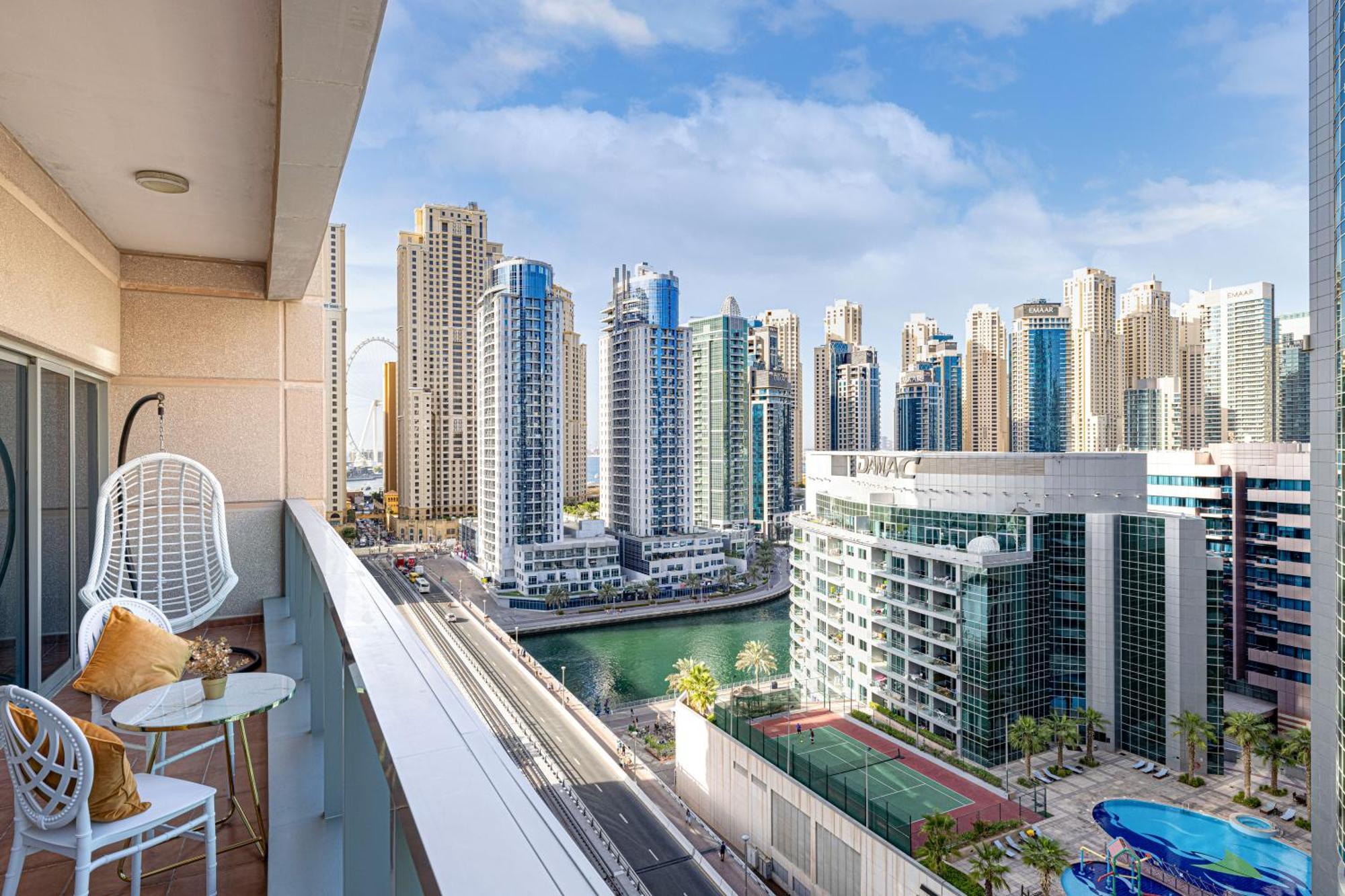 Luxury And Spacious Full Marina View Appartement *
